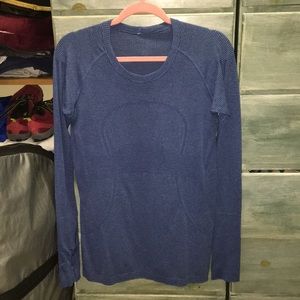 Lululemon runner size 10